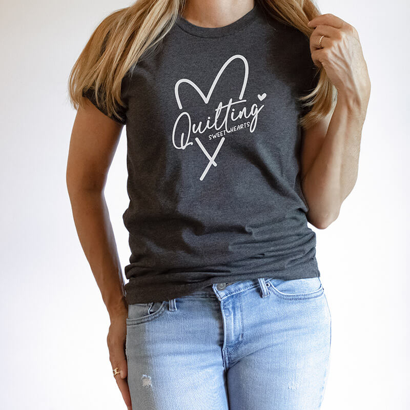 QUILTING SWEETHEARTS DARK T-SHIRTS